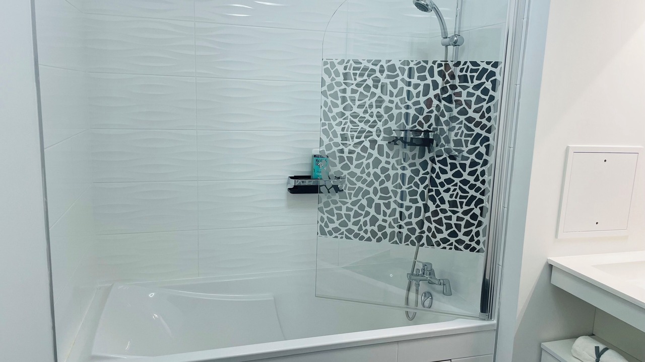 Photo of Bathroom in Les Puces de Saint-Ouen