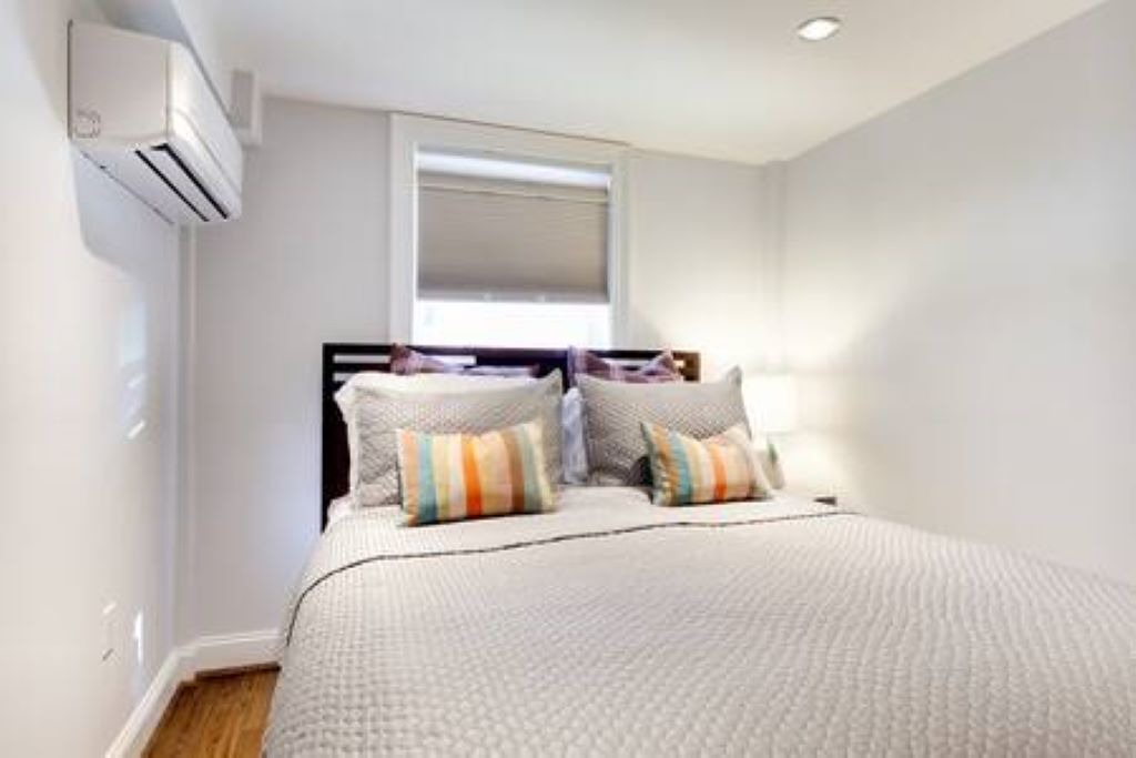 Photo of Bedroom in Cleveland Park