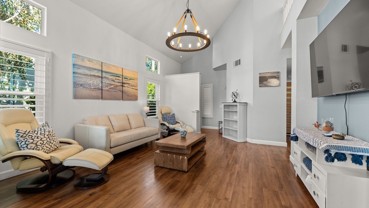 Photo of Livingroom in Ventura