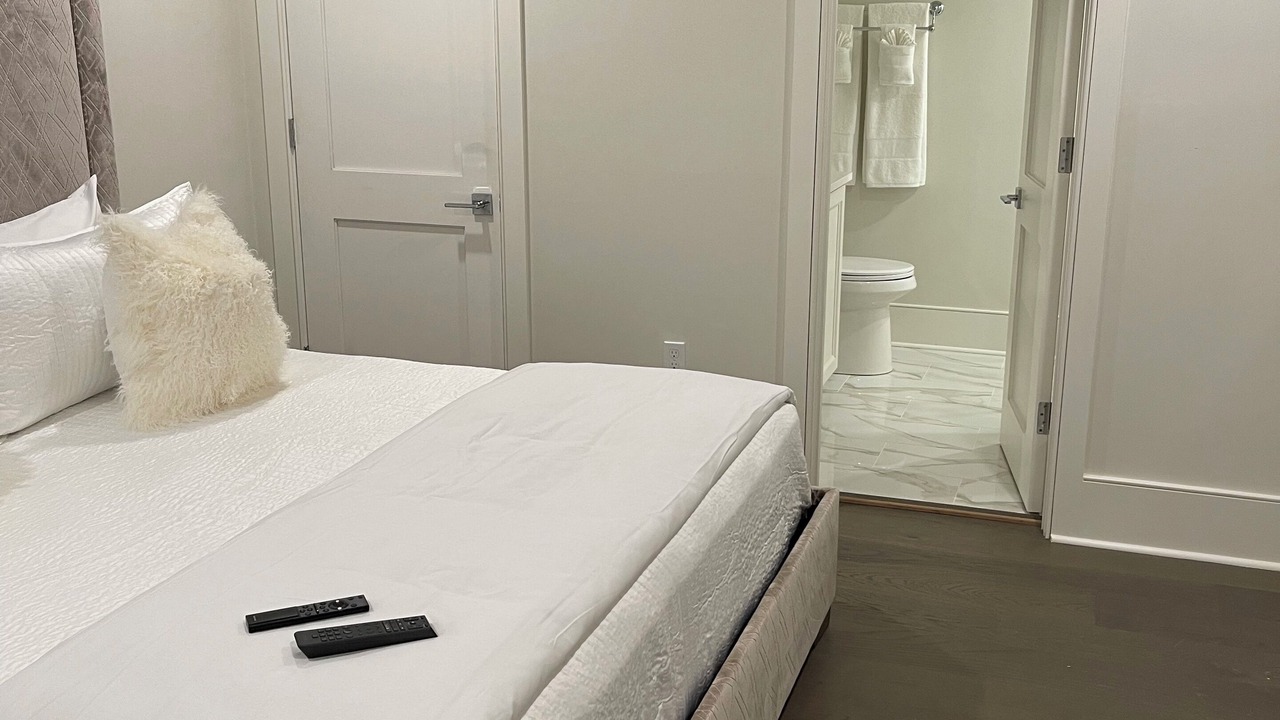 Photo of Bedroom in Central Business District