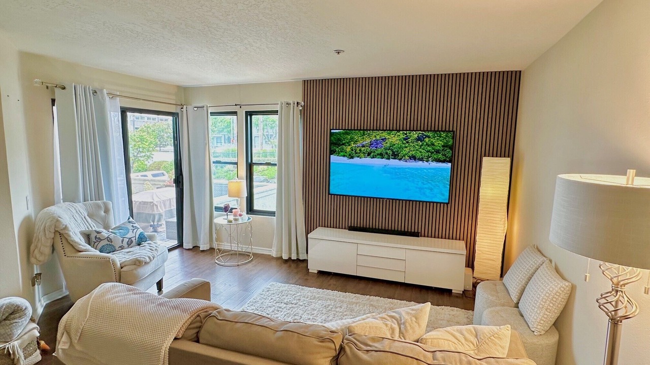 Photo of Livingroom in Santa Ana Heights