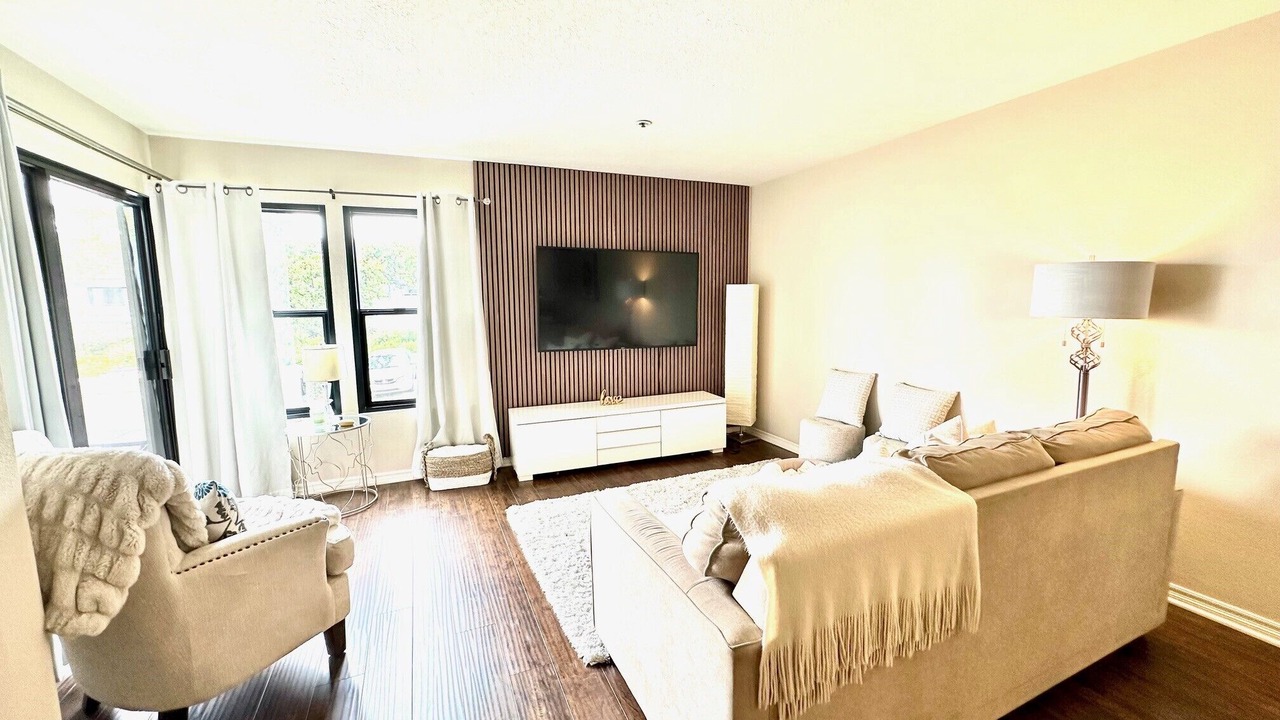 Photo of Livingroom in Santa Ana Heights
