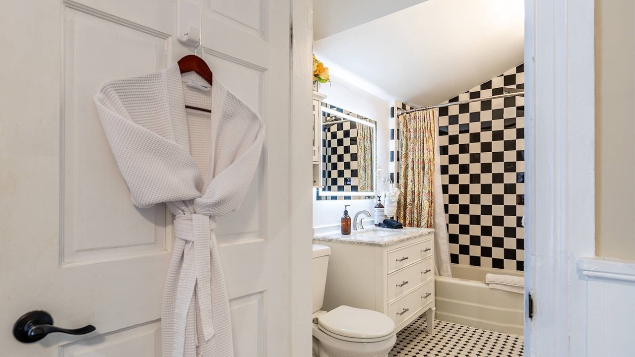 Photo of Bathroom in Historic District