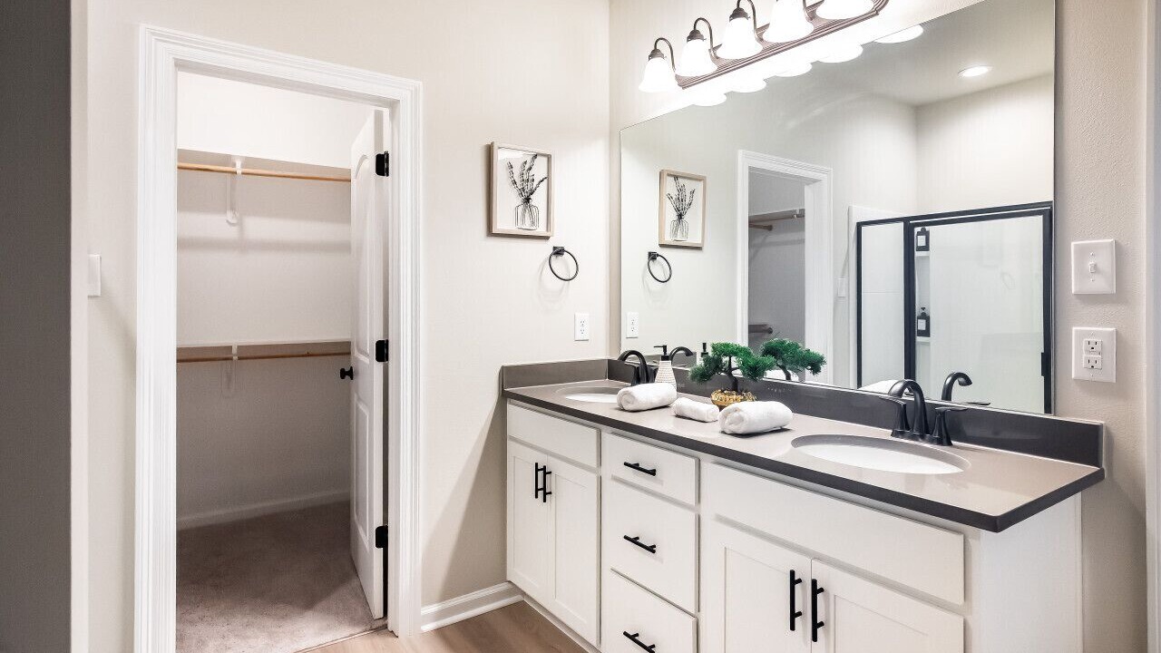 Photo of Bathroom in Highlands - Perkins