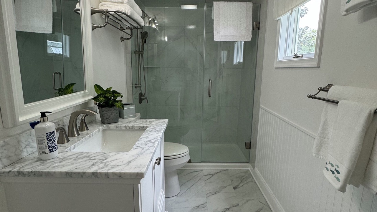 Photo of Bathroom in Chincoteague