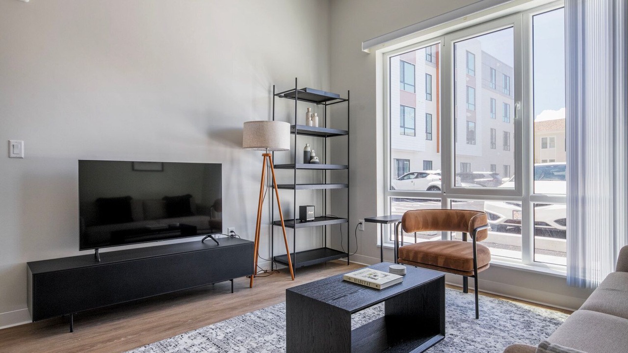 Photo of Livingroom in Lower Washington - Mount Hope
