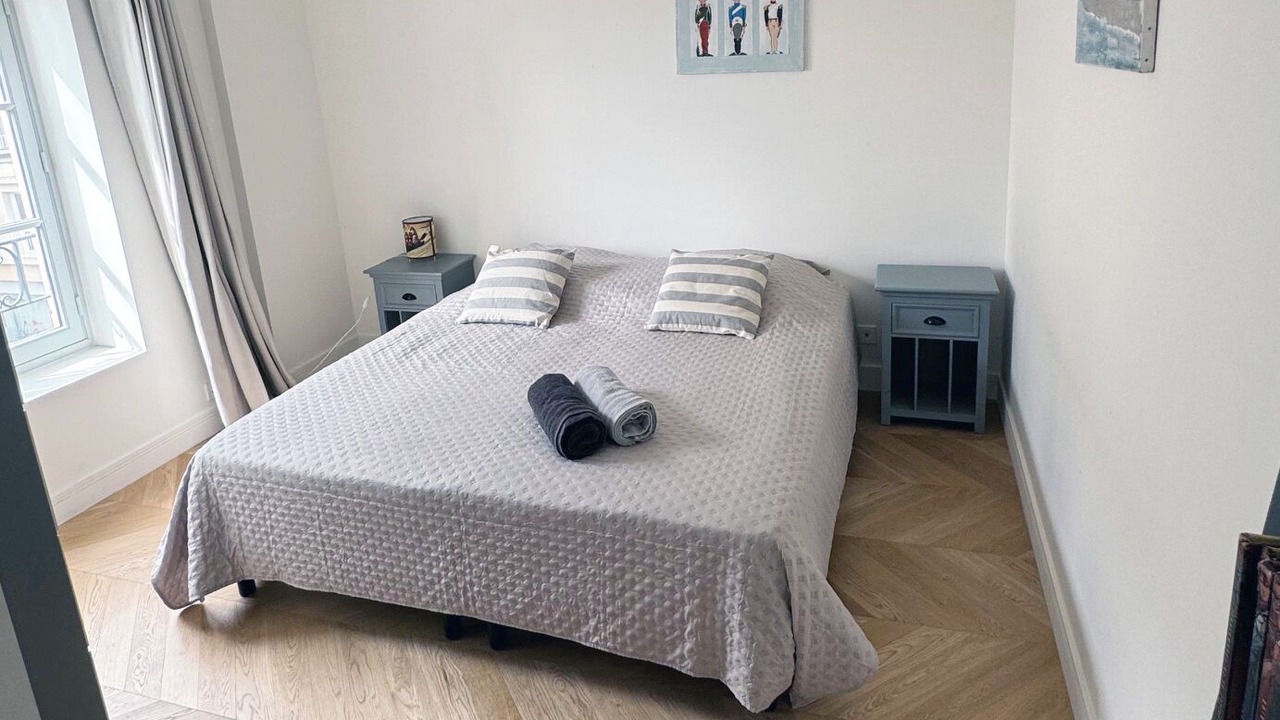 Photo of Bedroom in Notre-Dame