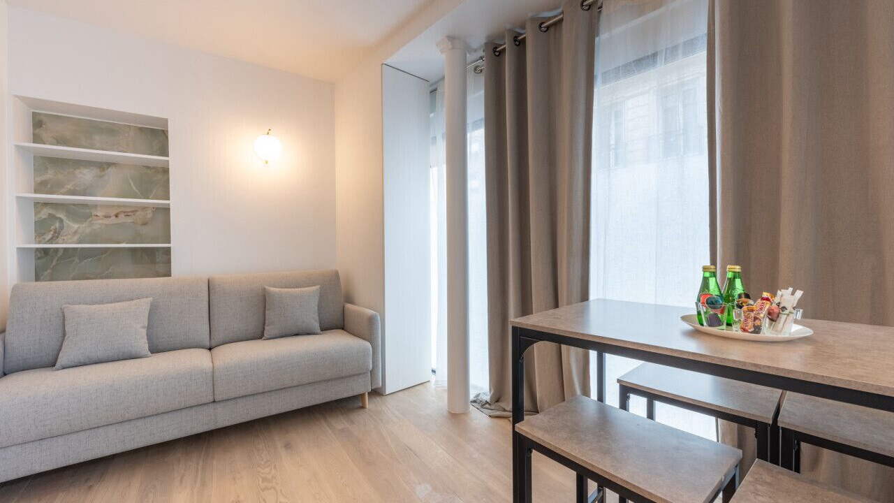 Photo of Livingroom in 15th Arrondissement