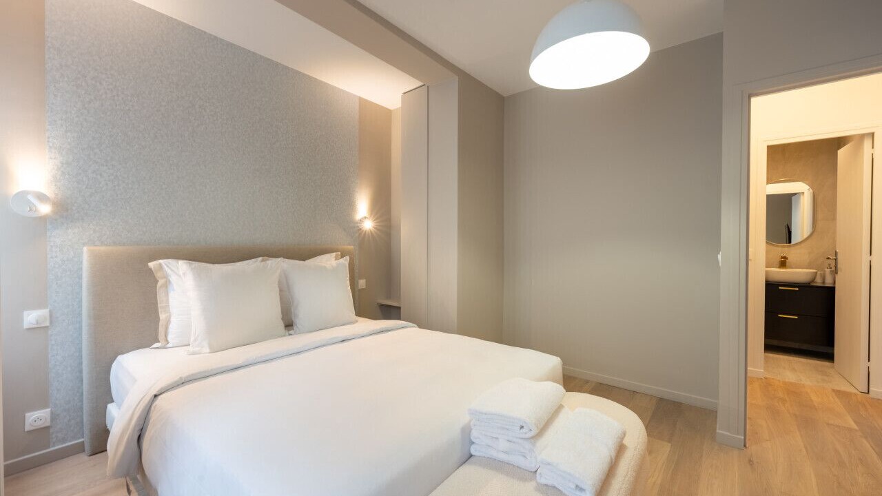 Photo of Bedroom in 15th Arrondissement
