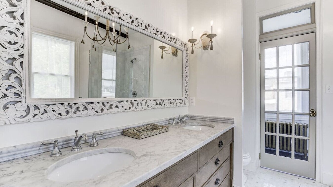 Photo of Bathroom in Capitol Hill