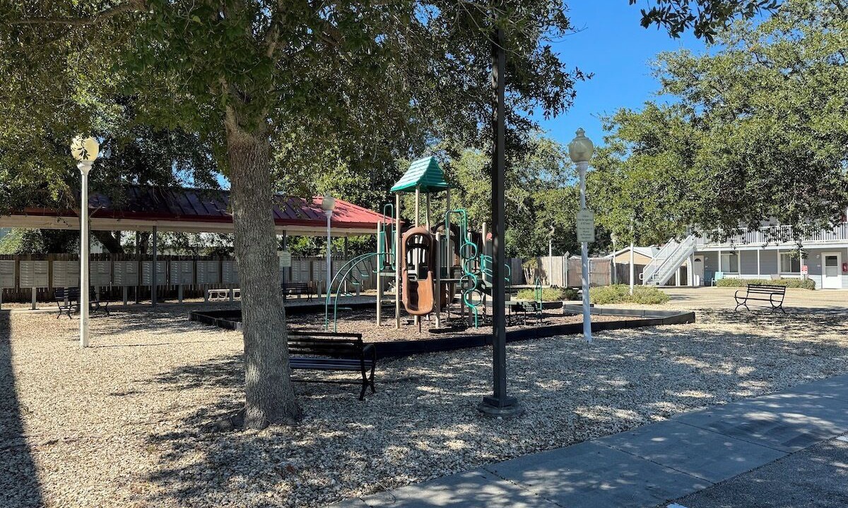 Photo of Others in Biloxi