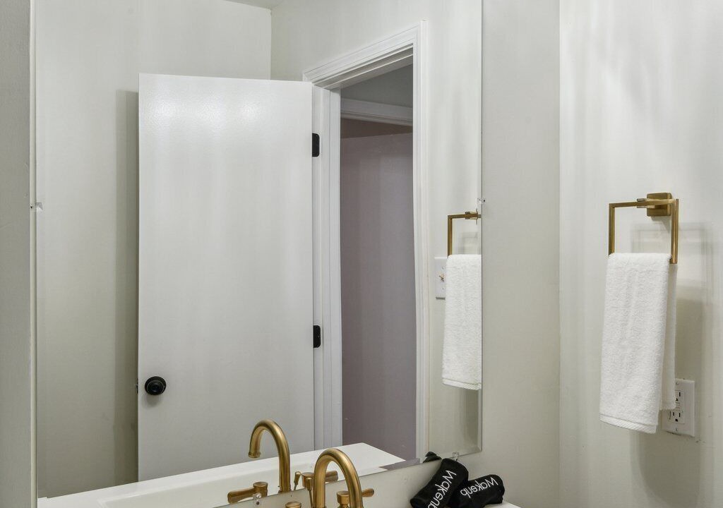 Photo of Bathroom in Gulfport