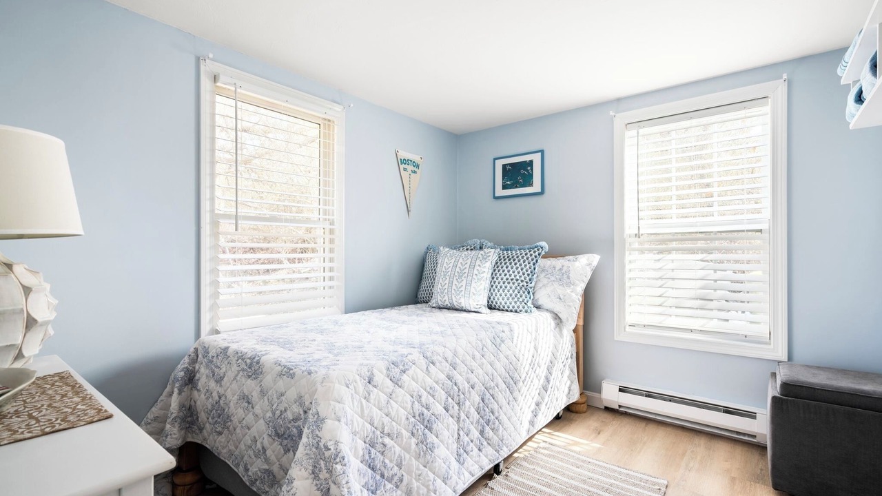 Photo of Bedroom in South Chatham