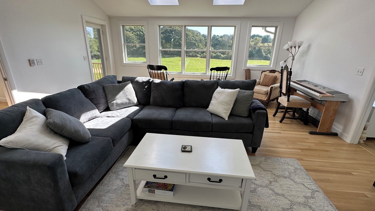 Photo of Livingroom in Chilmark