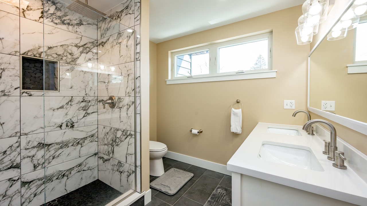 Photo of Bathroom in McHenry