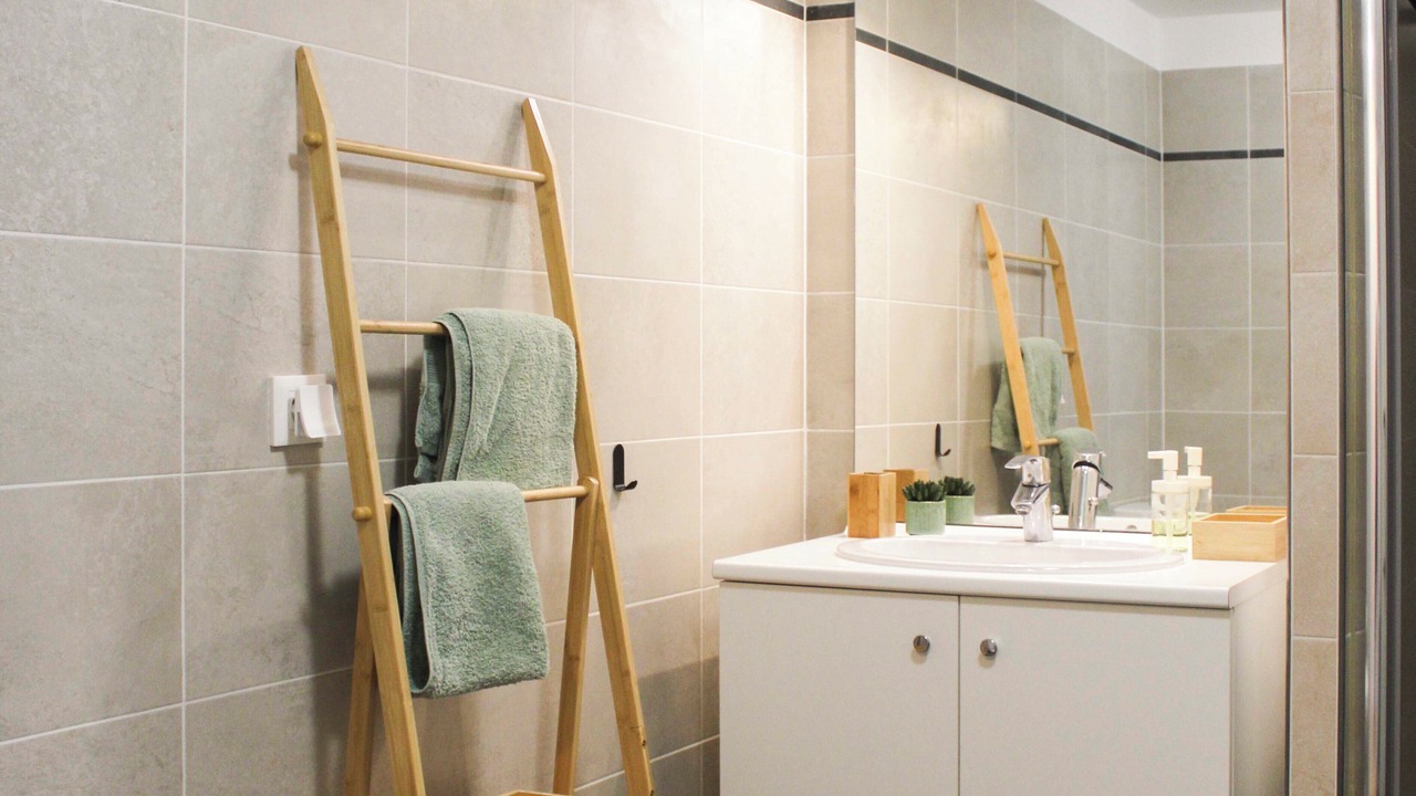 Photo of Bathroom in Vanves
