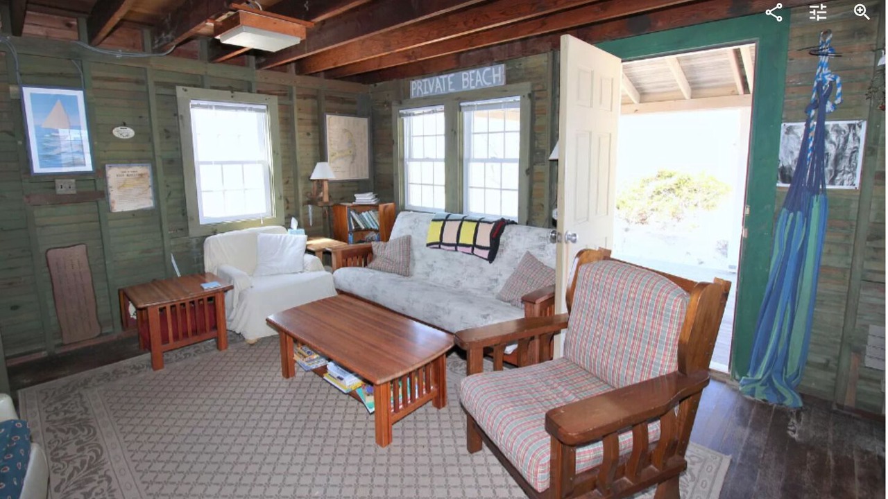 Photo of Livingroom in Dennis