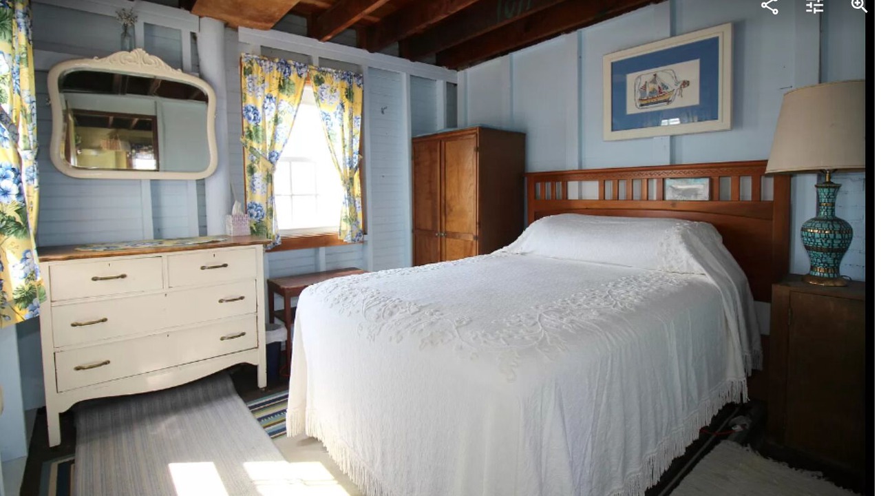 Photo of Bedroom in Dennis