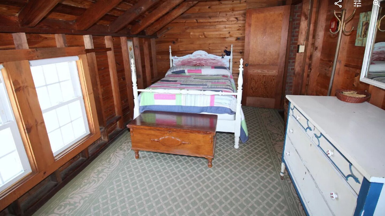 Photo of Bedroom in Dennis