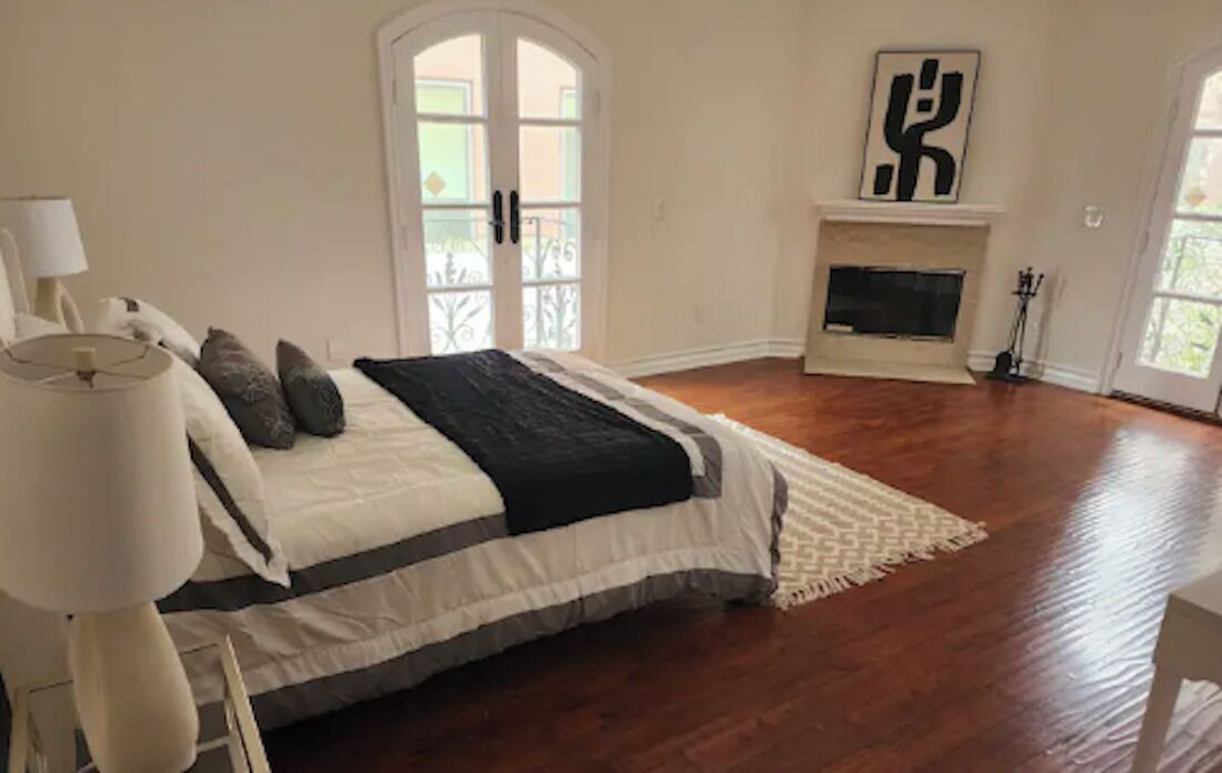 Photo of Bedroom in Beverly Hills