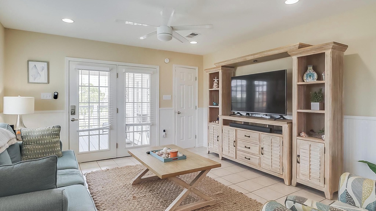 Photo of Livingroom in Shoreline Park