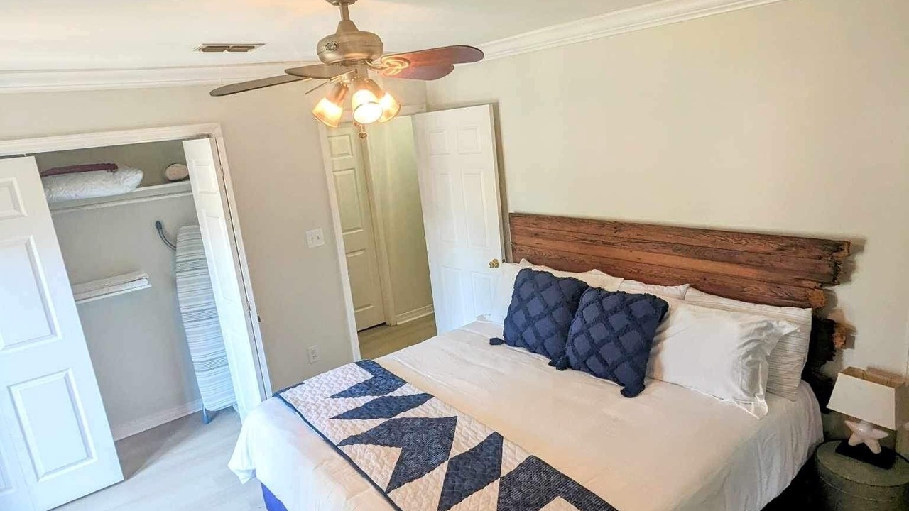 Photo of Bedroom in Gulfport