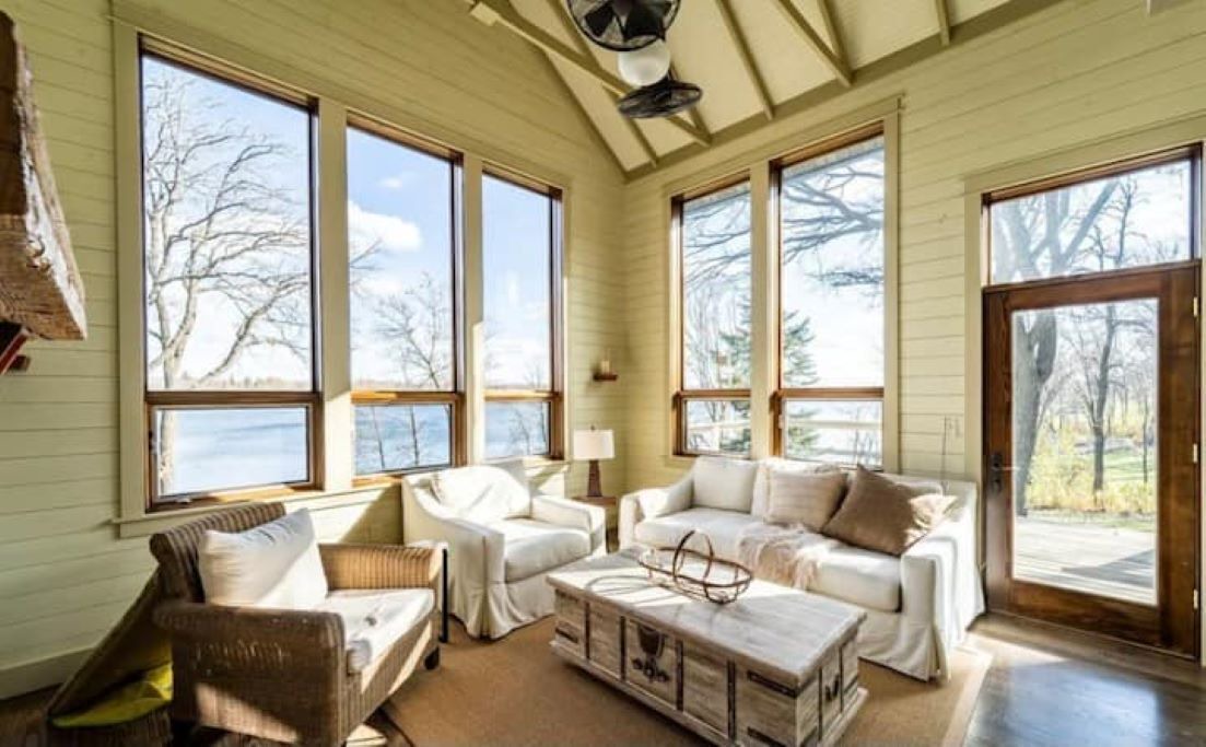 Photo of Livingroom in Detroit Lakes