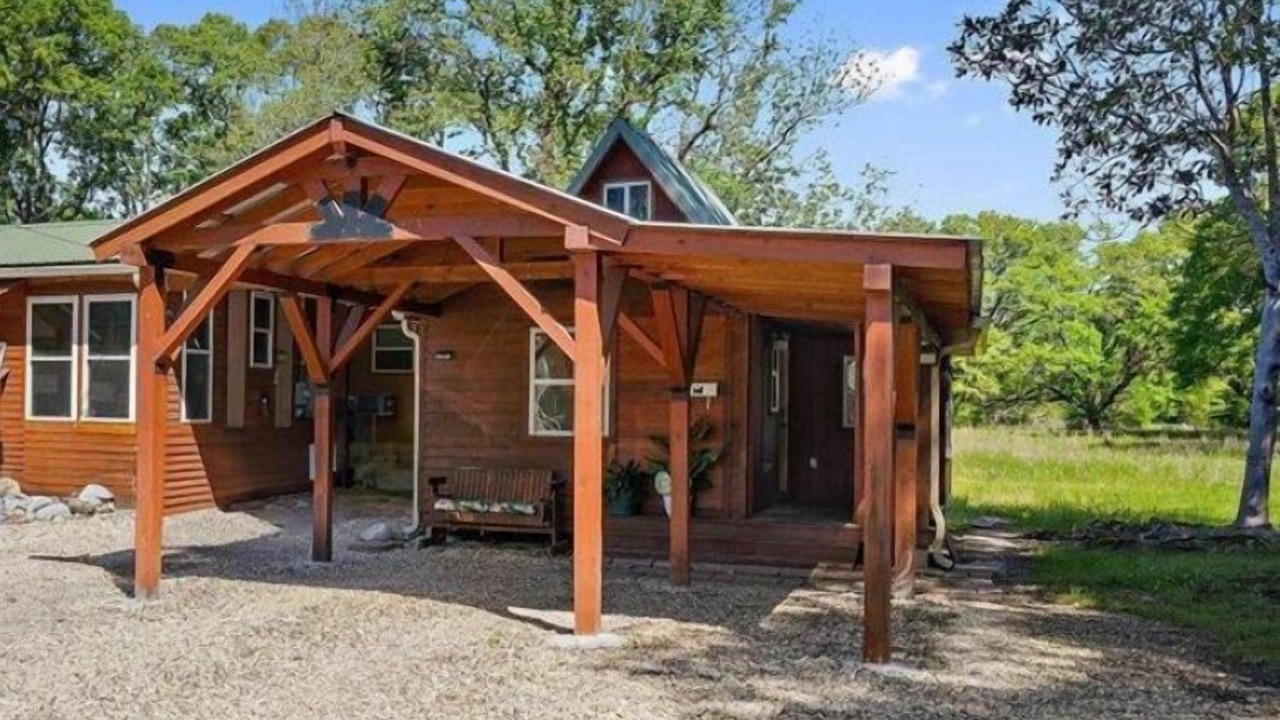 Photo of Outdoor in Denham Springs