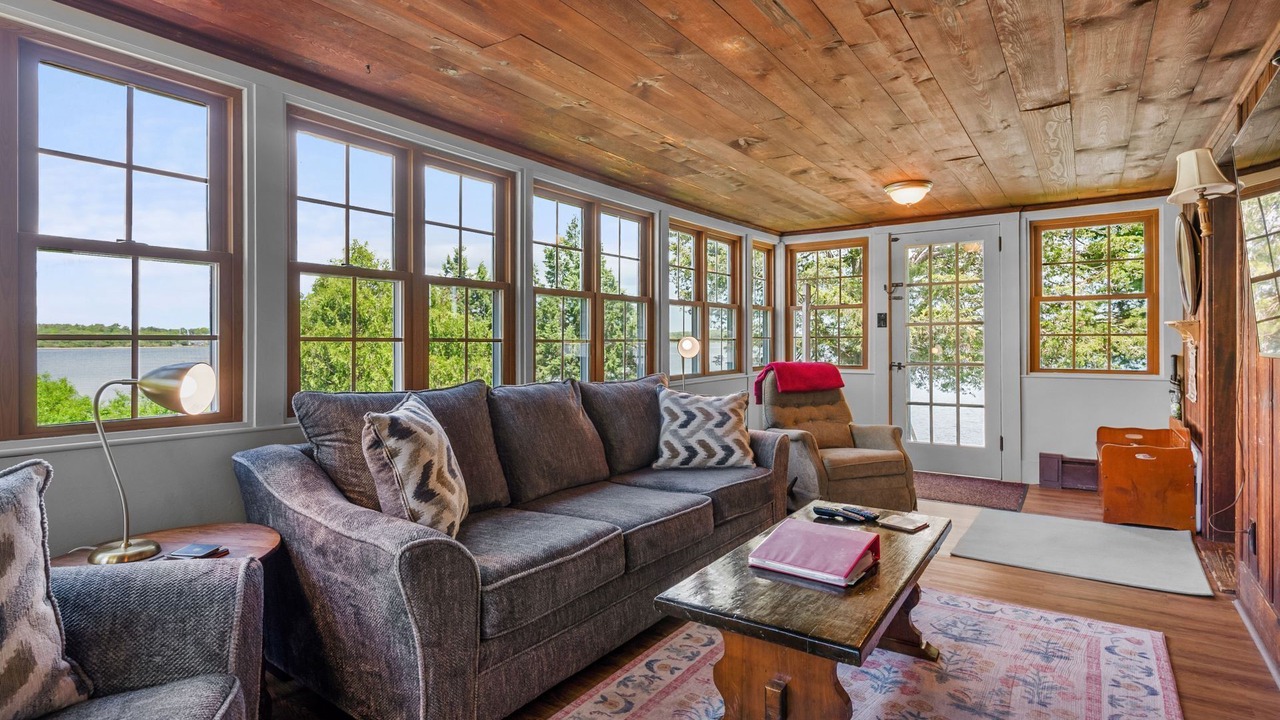 Photo of Bedroom in Buzzards Bay