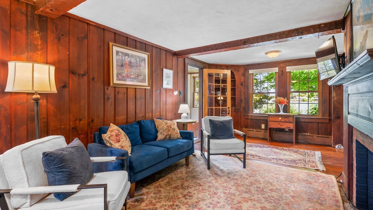 Photo of Bedroom in Buzzards Bay