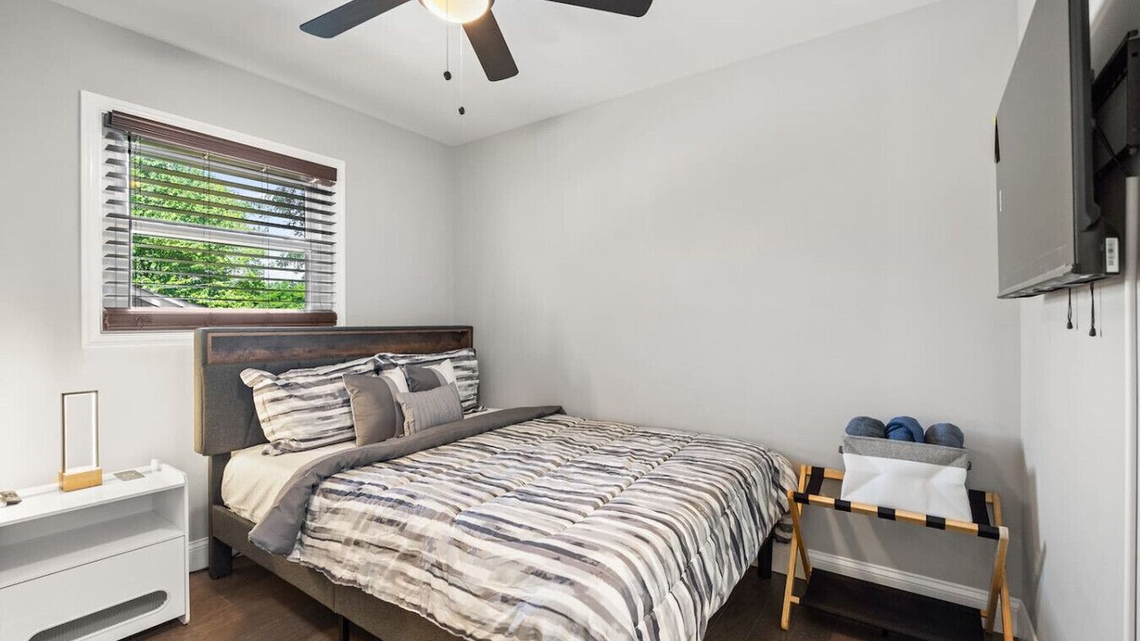 Photo of Bedroom in Oxon Hill