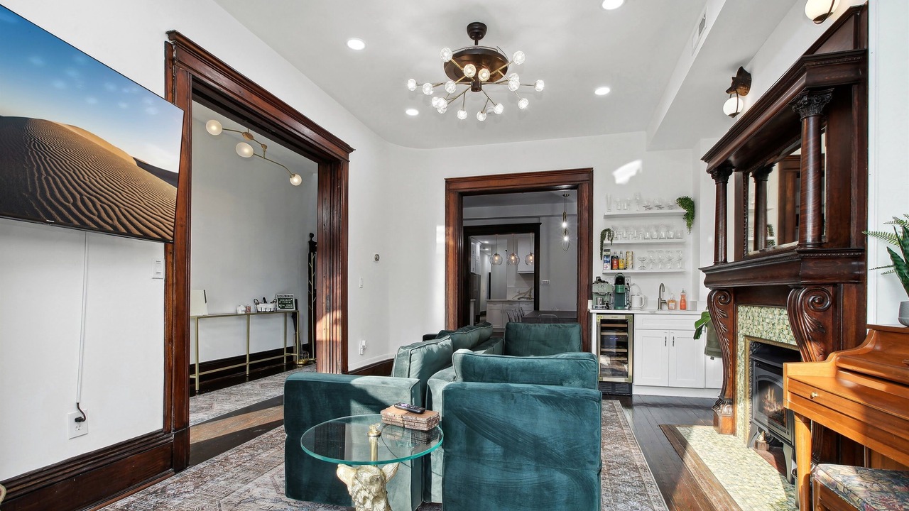 Photo of Bedroom in North Capitol Street