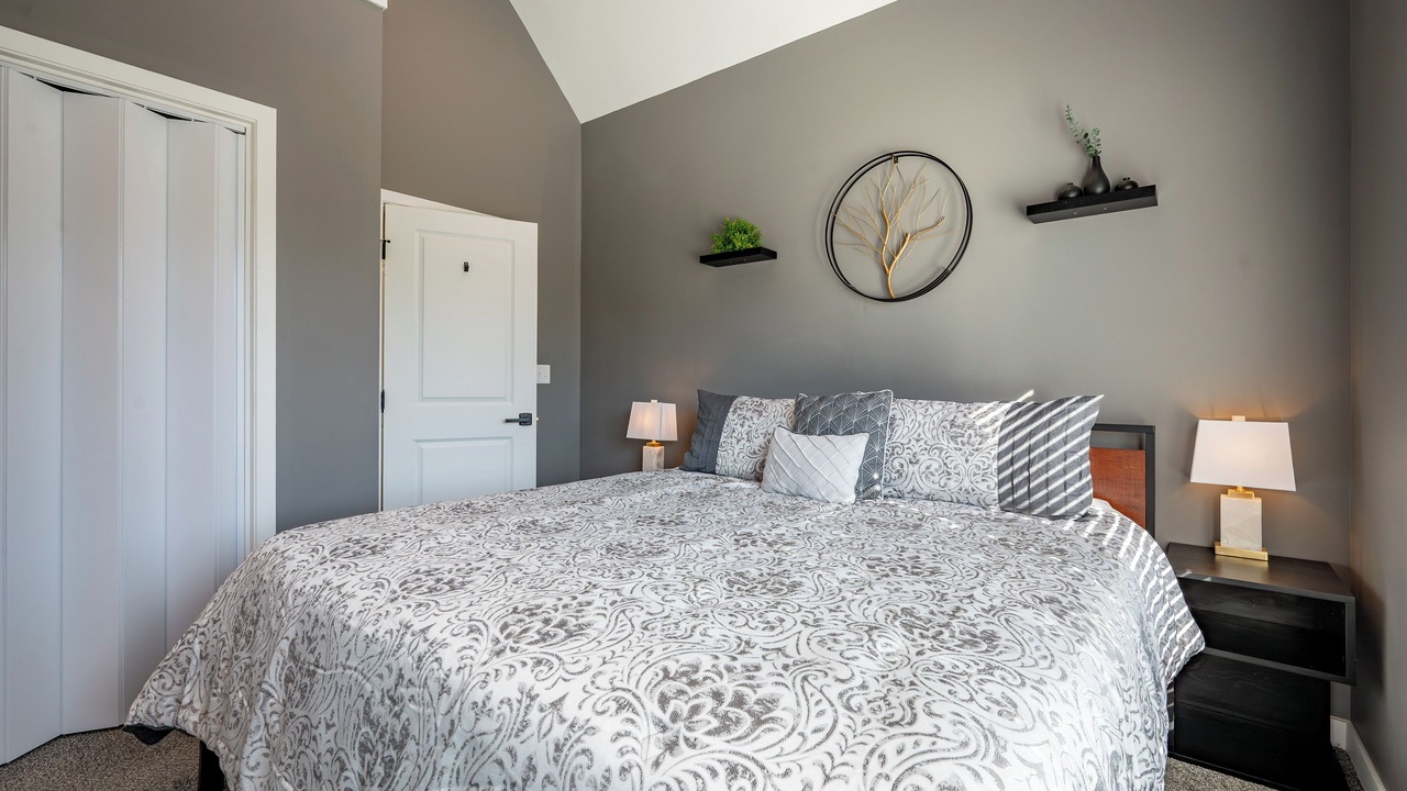 Photo of Bedroom in McHenry