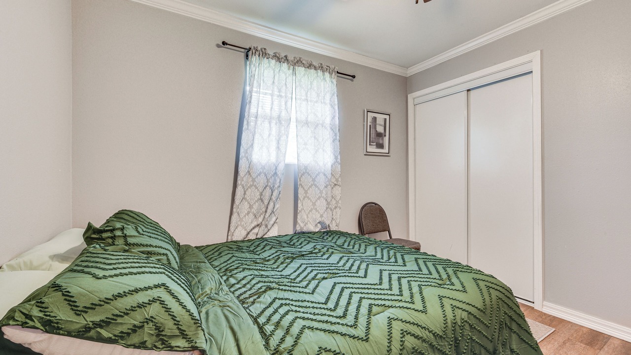 Photo of Bedroom in Broadmoor