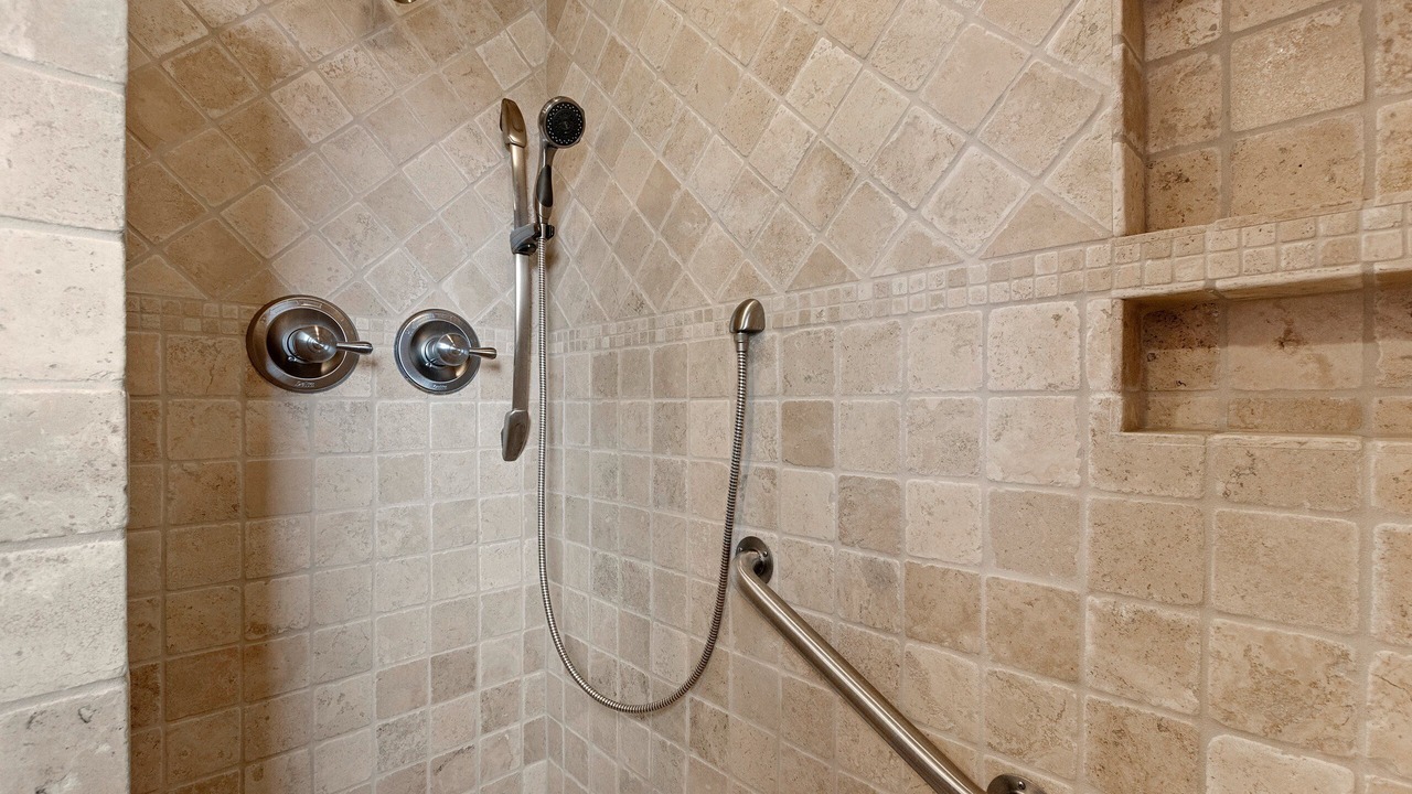 Photo of Bathroom in Sturgeon Bay