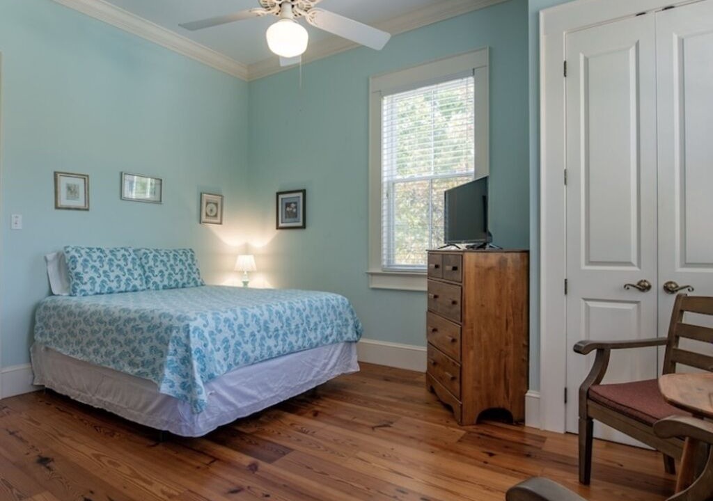 Photo of Bedroom in Pass Christian