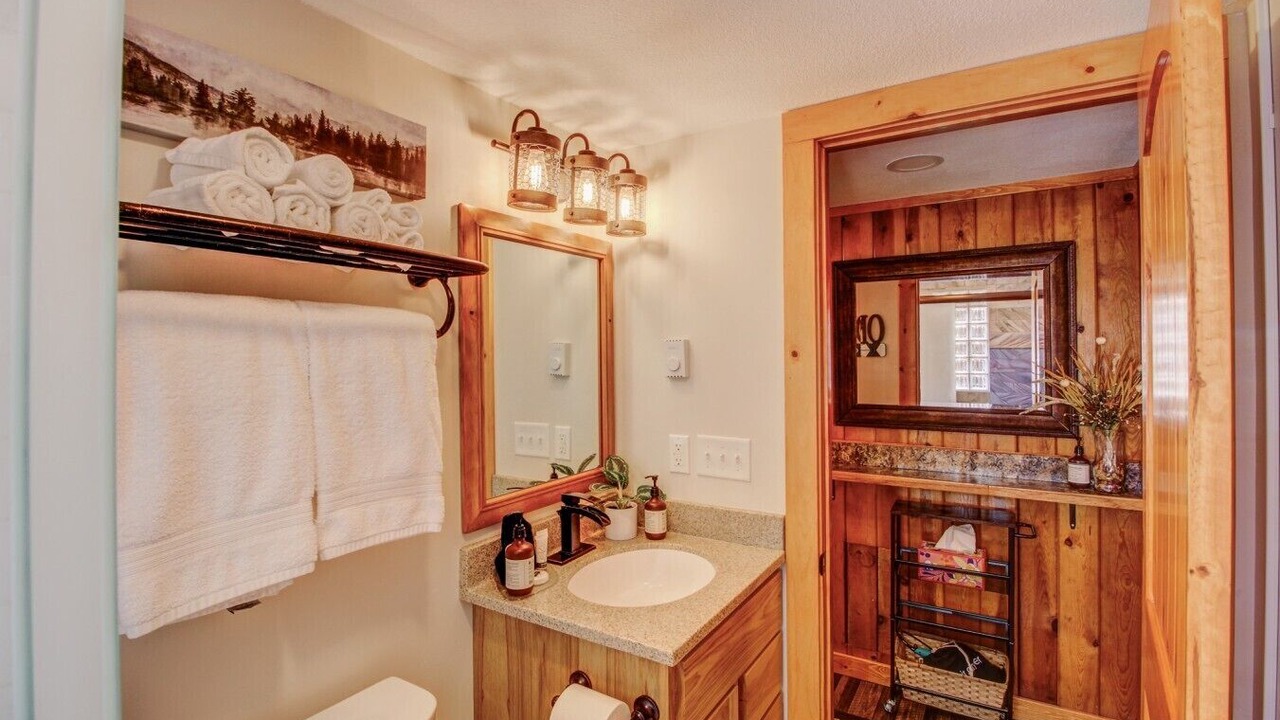 Photo of Bathroom in Breezy Point