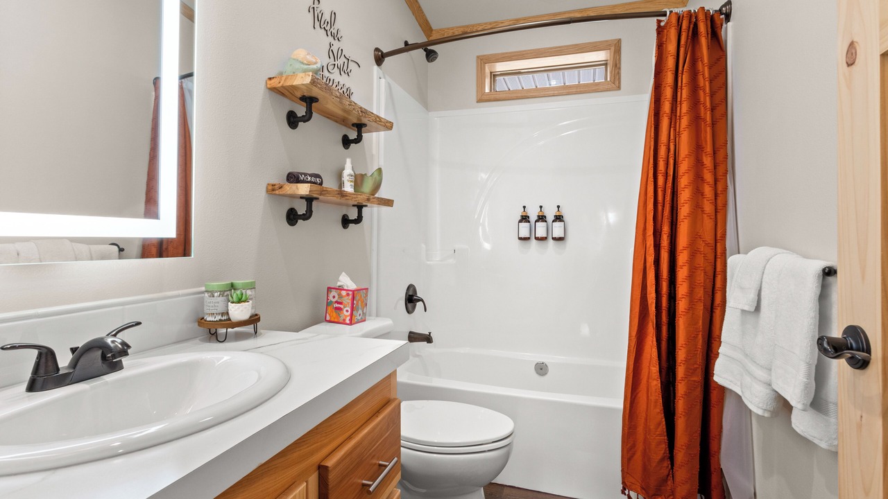 Photo of Bathroom in Nekoosa