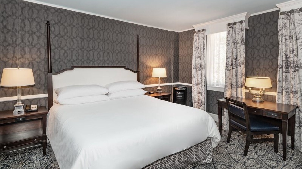 Photo of Bedroom in Historic District