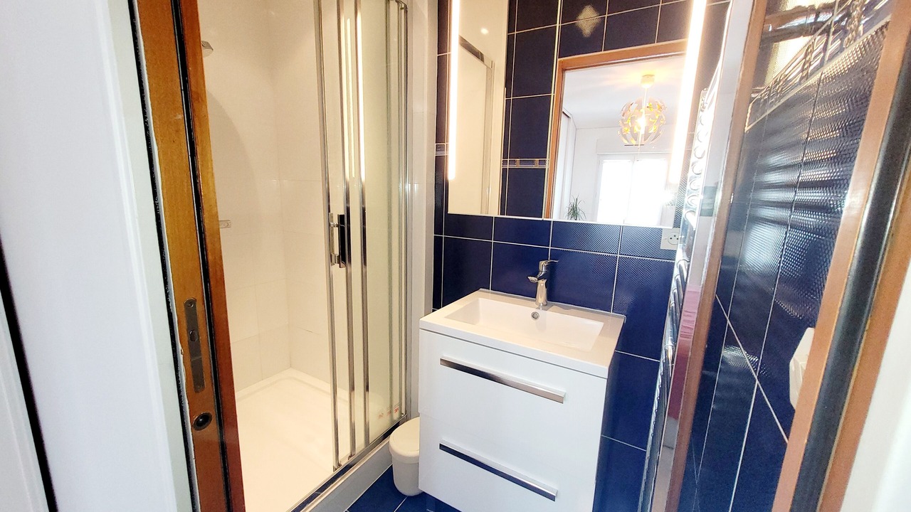 Photo of Bathroom in Bois-Colombes