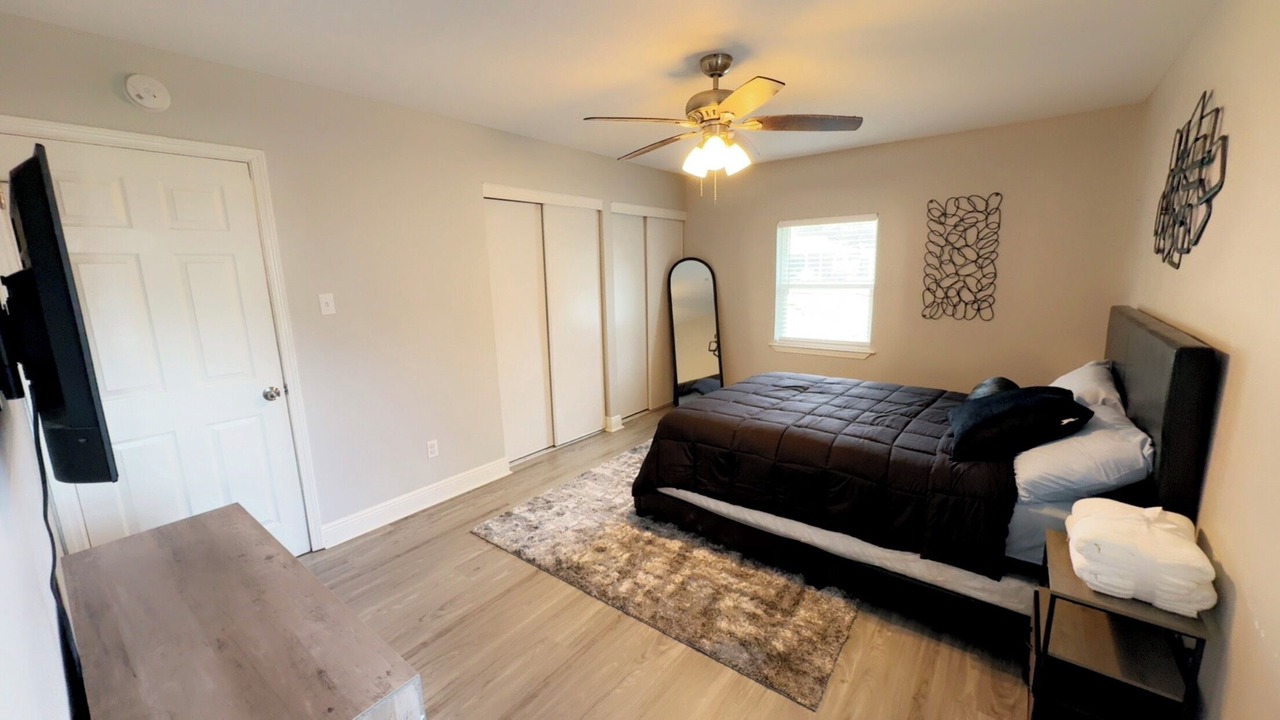 Photo of Bedroom in Gulf Hills