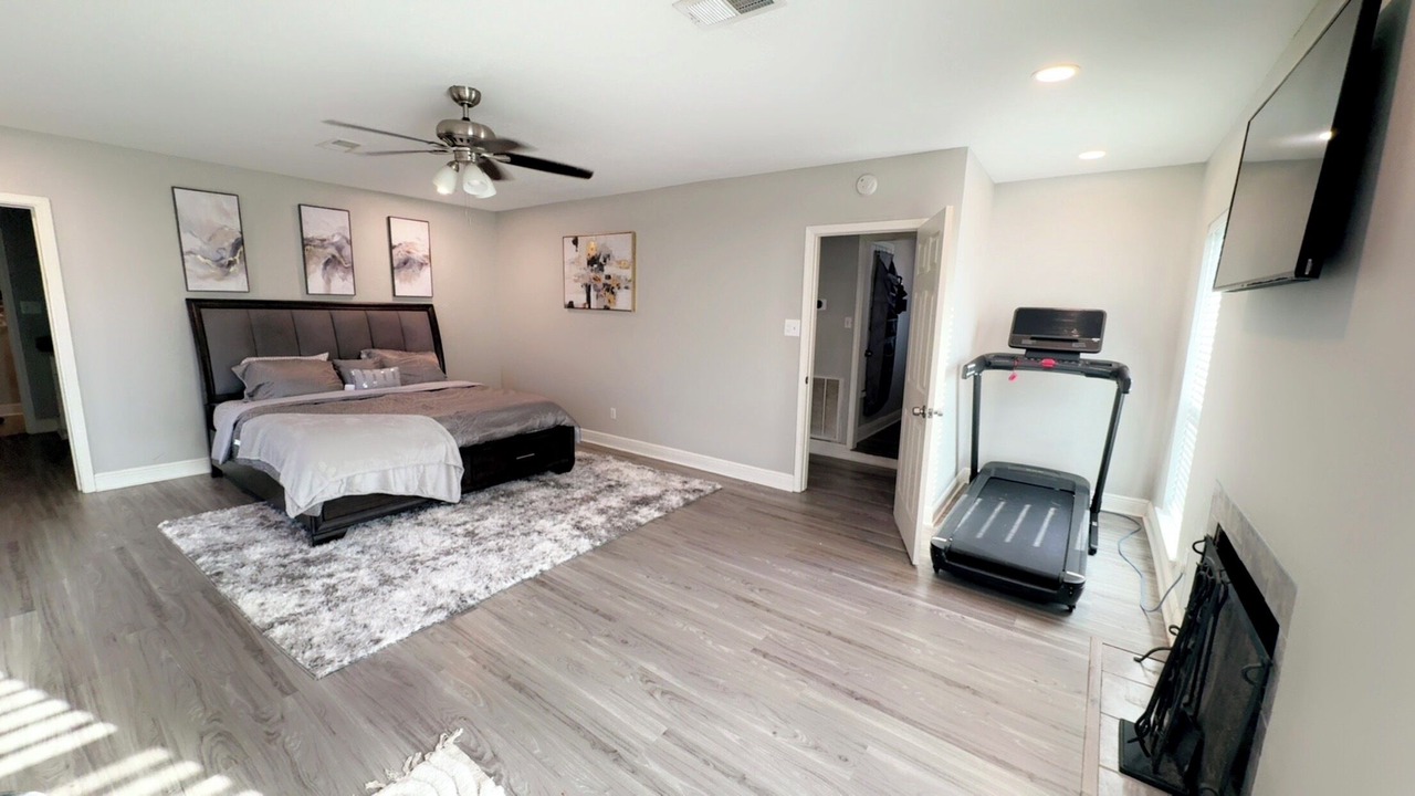 Photo of Bedroom in Gulf Hills
