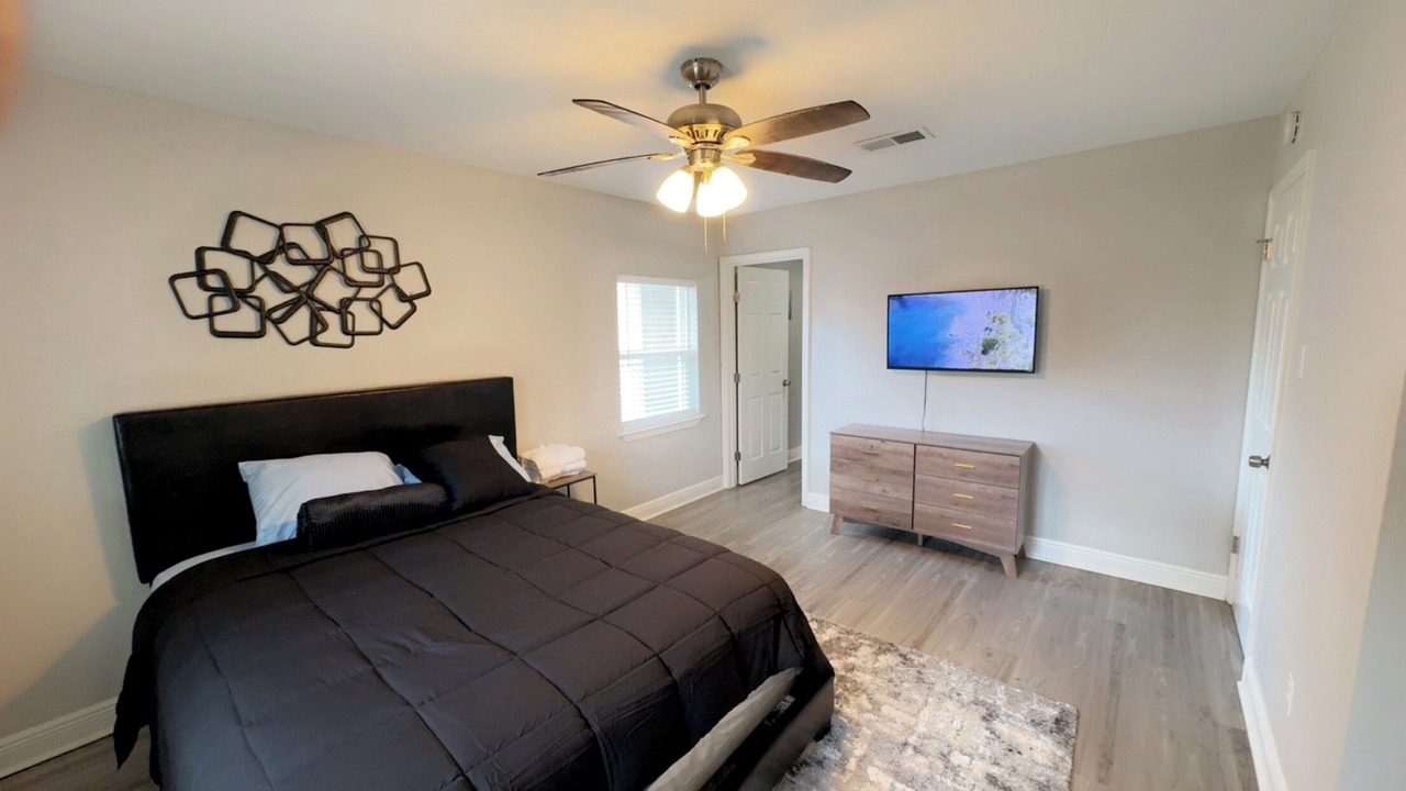 Photo of Bedroom in Gulf Hills