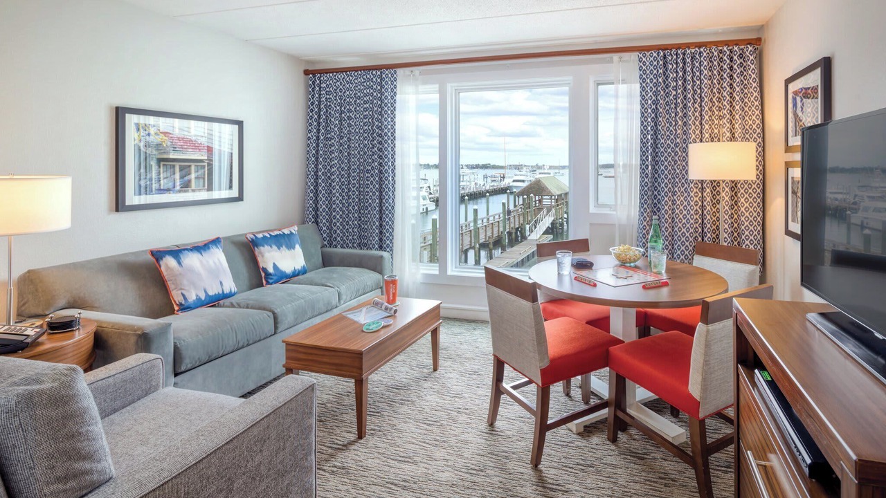Photo of Livingroom in Yachting Village