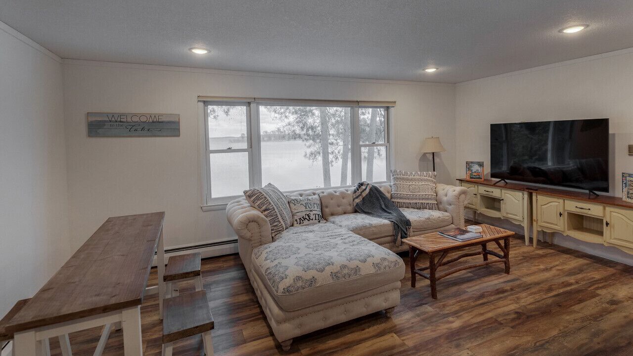Photo of Livingroom in Pequot Lakes