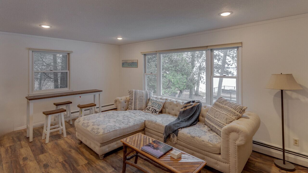 Photo of Livingroom in Pequot Lakes