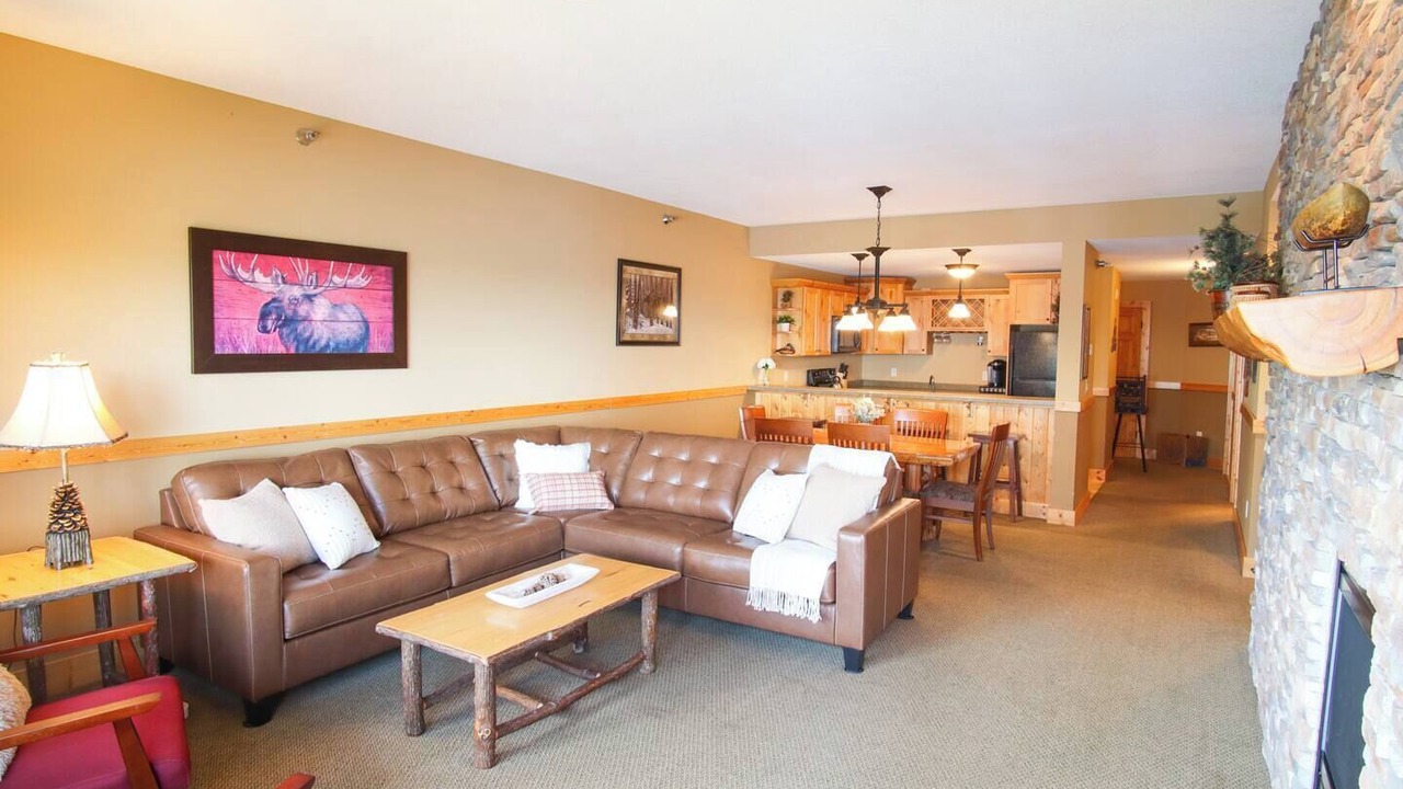 Photo of Livingroom in Two Harbors