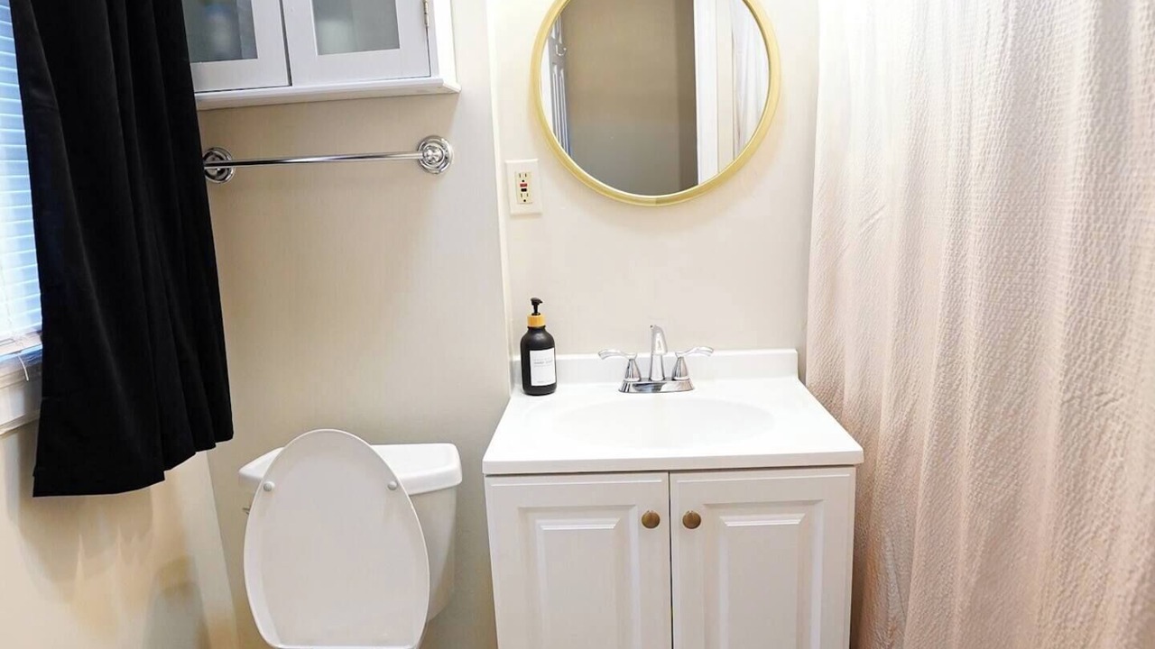 Photo of Bathroom in Capitol Hill