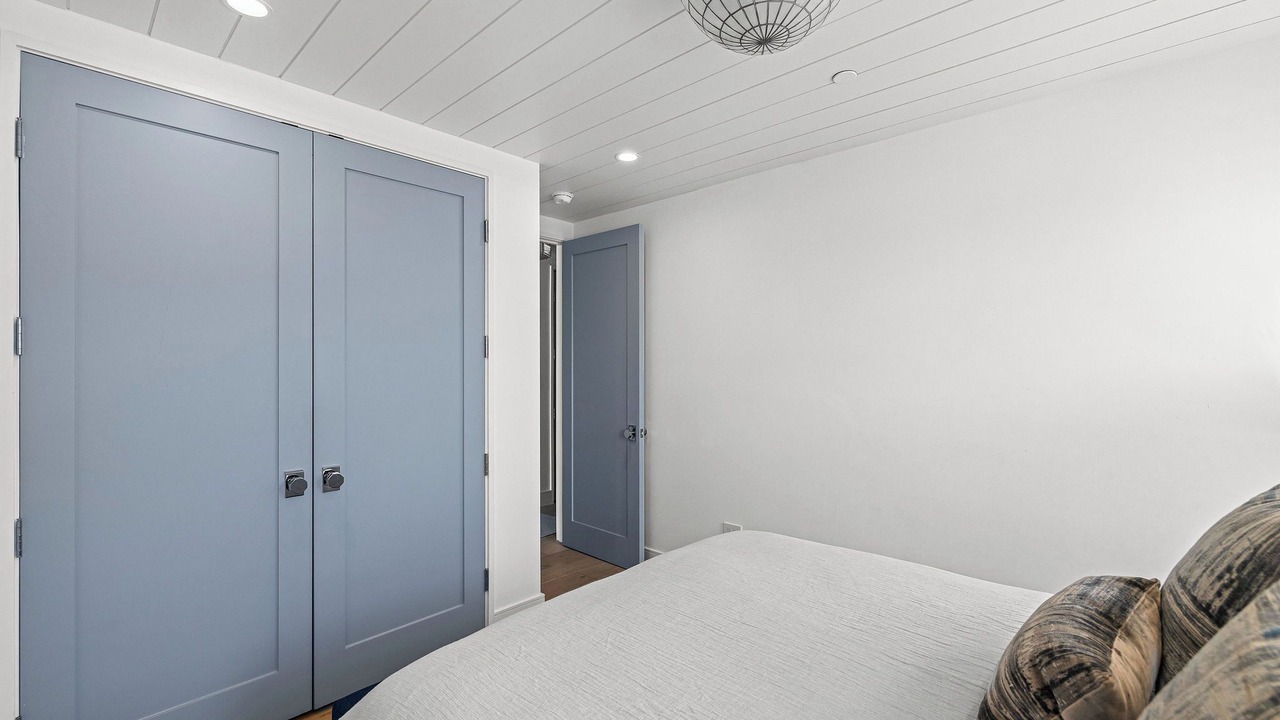 Photo of Bedroom in The Strand