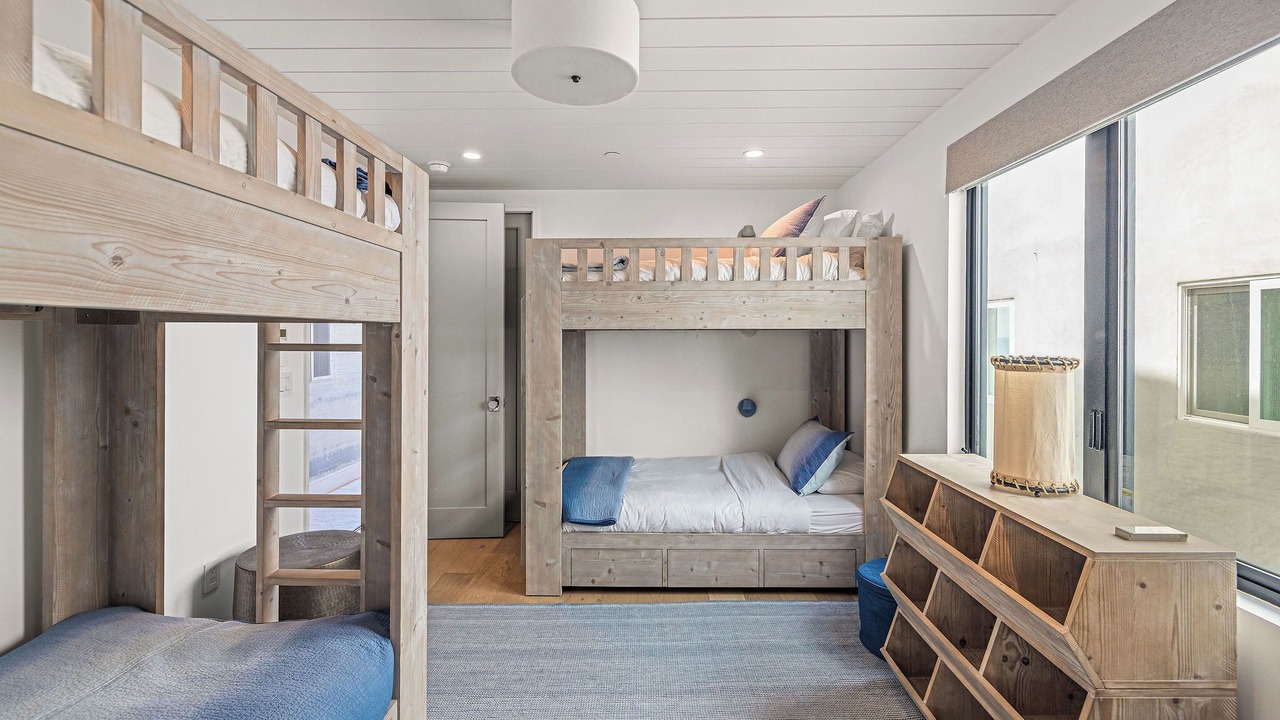 Photo of Bedroom in The Strand